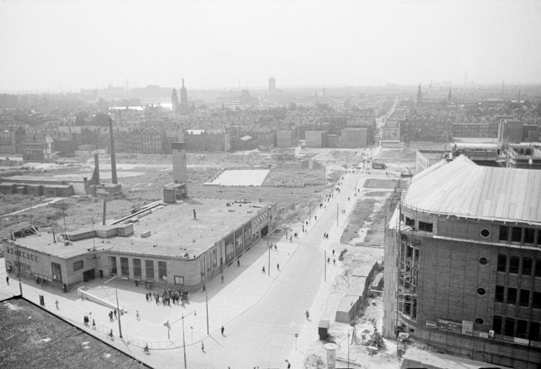 Beeld vanaf het HBU-gebouw 1947