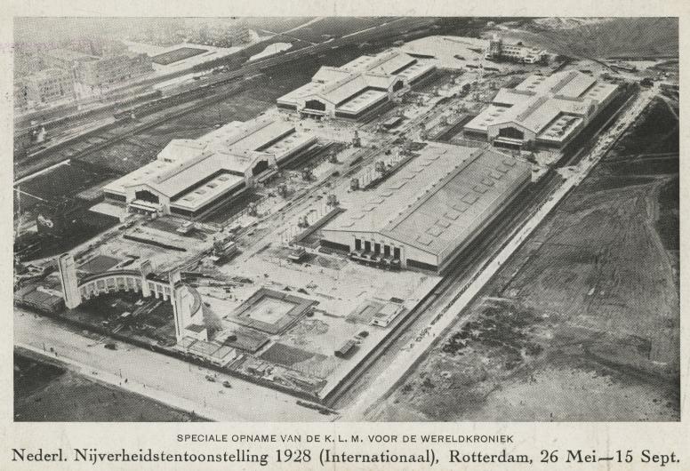 luchtopname van Nenijto in aanbouw