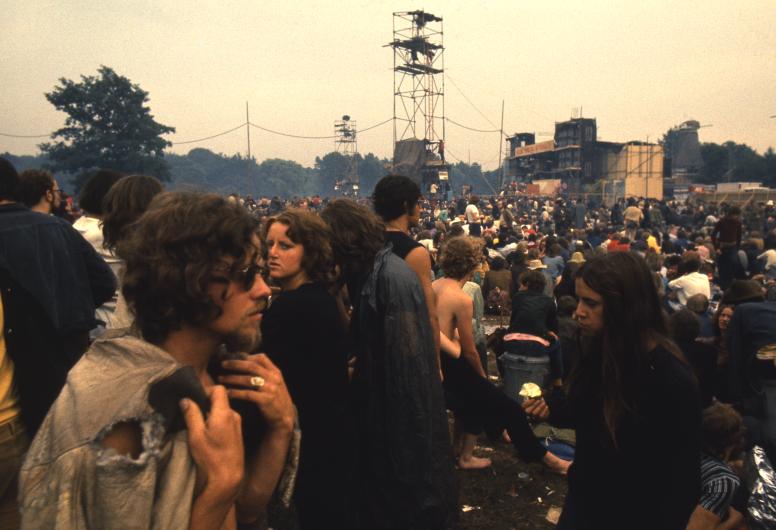 Bezoekers tijdens het Holland Pop Festival in Kralingen in 1970